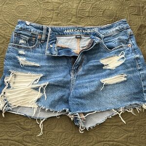American eagle ripped mom jean shorts